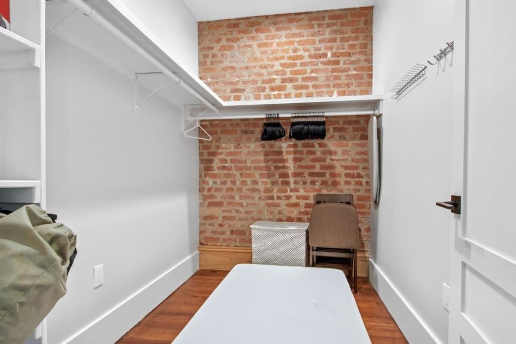 Fab 1838 Garden District 5Br With Parking And Balcony Daire New Orleans Dış mekan fotoğraf