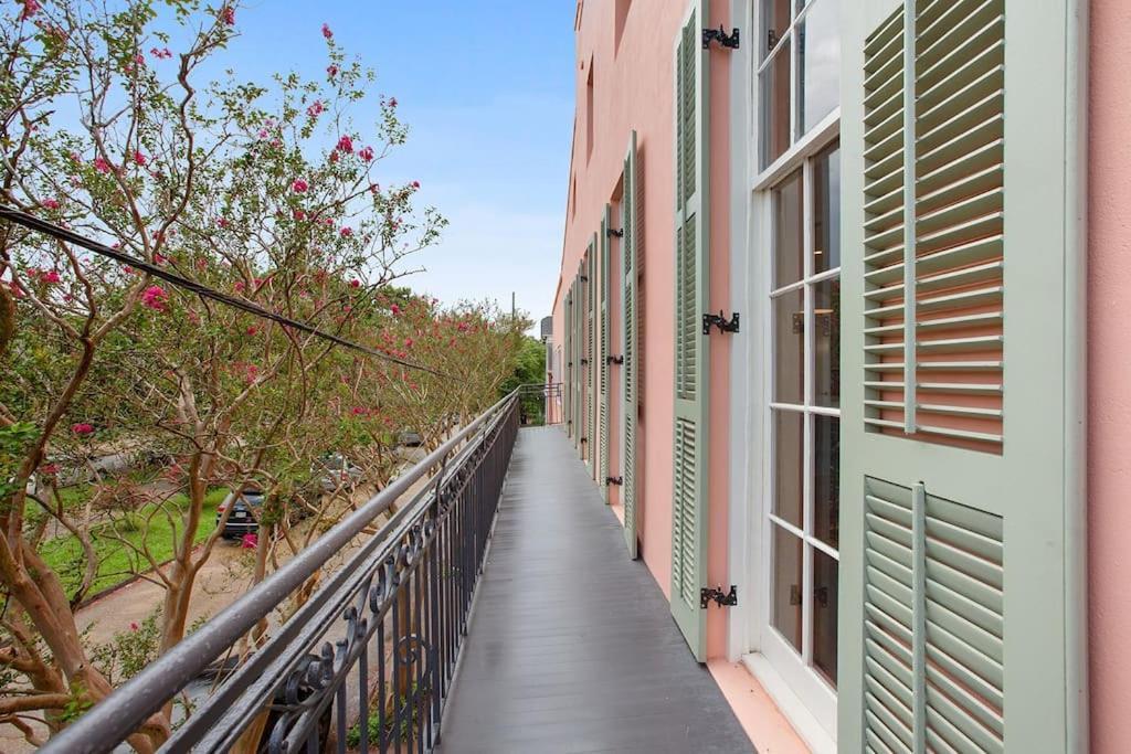 Fab 1838 Garden District 5Br With Parking And Balcony Daire New Orleans Dış mekan fotoğraf
