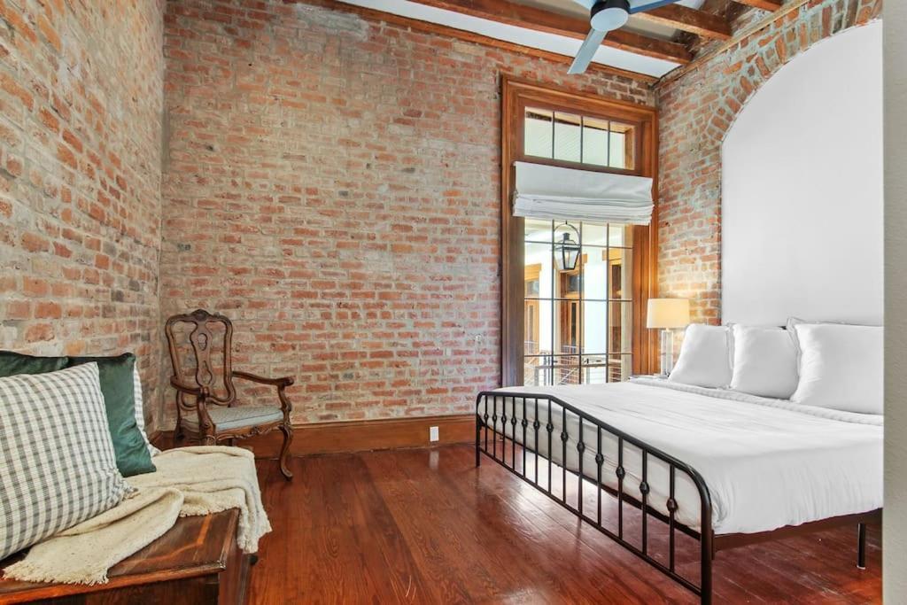 Fab 1838 Garden District 5Br With Parking And Balcony Daire New Orleans Dış mekan fotoğraf